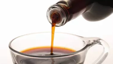 牙齿发黄难看，有啥小妙招？