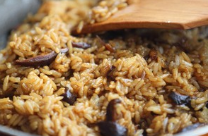 午餐香菇油饭怎么制作