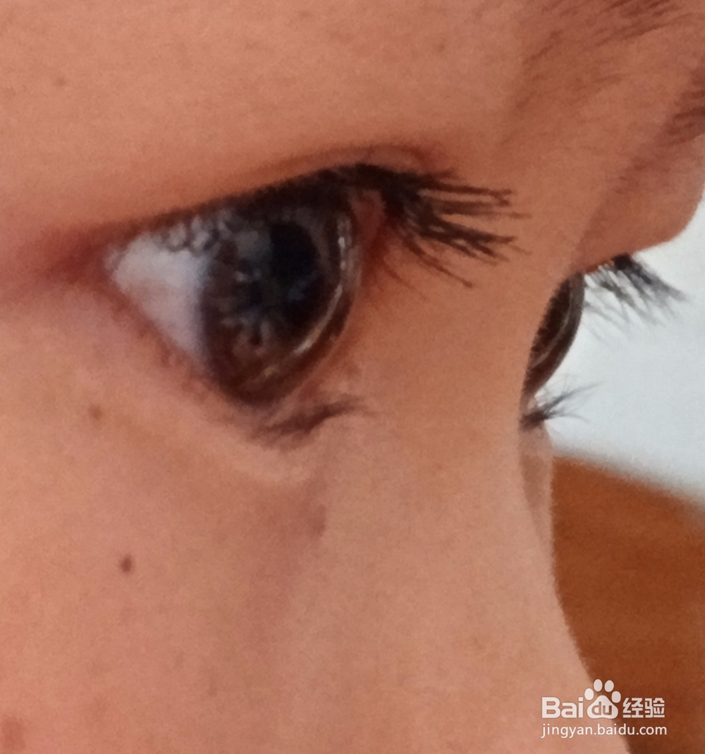 睫毛怎么刷出根根2分明