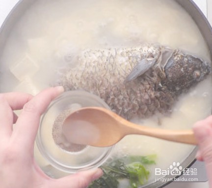 鲫鱼豆腐汤的做法