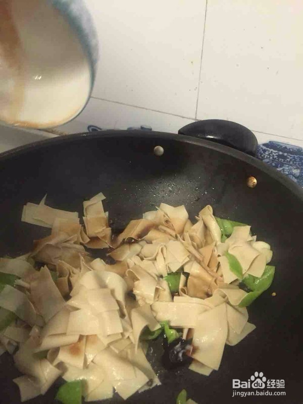 花椒炒千张的做法