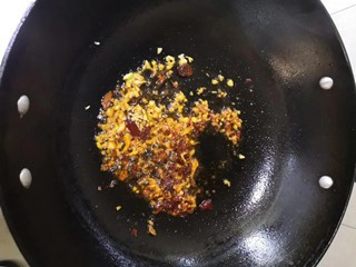 鱼香熊掌豆腐怎么做？