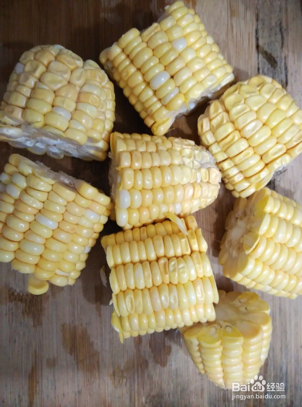 玉米养生素汤的家常做法