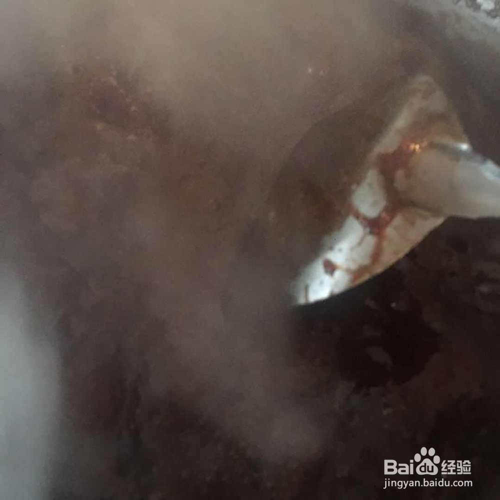 怎样做一份黑芝麻红糖衣花生