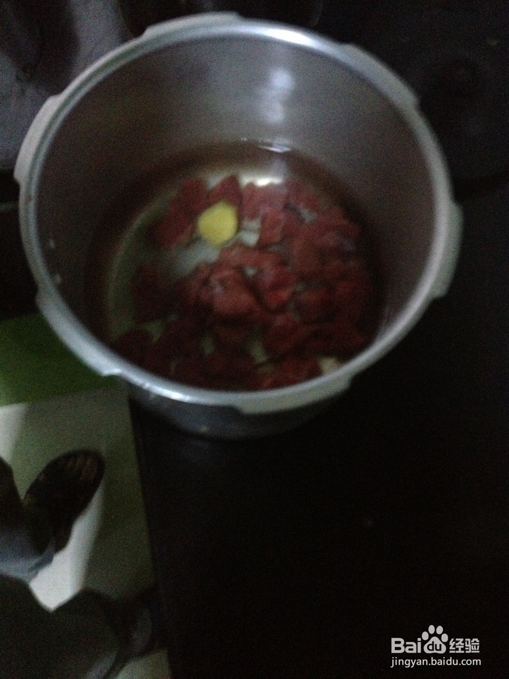清汤白萝卜煲牛肉的做法
