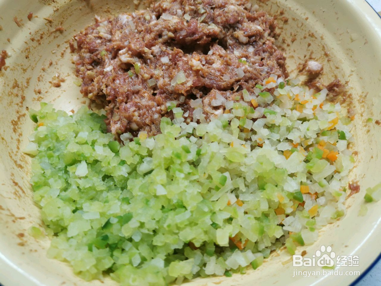 双色萝卜饺子的做法