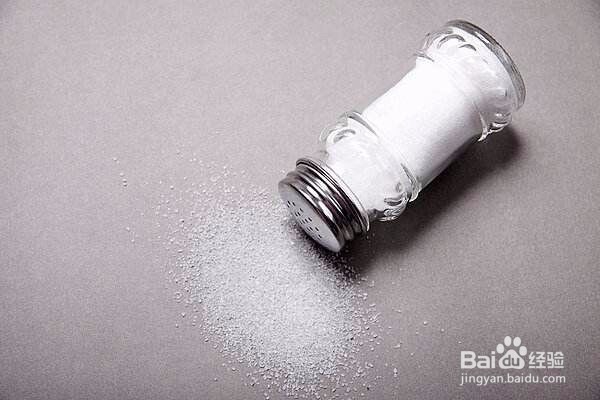 衣服上有油渍怎么办?