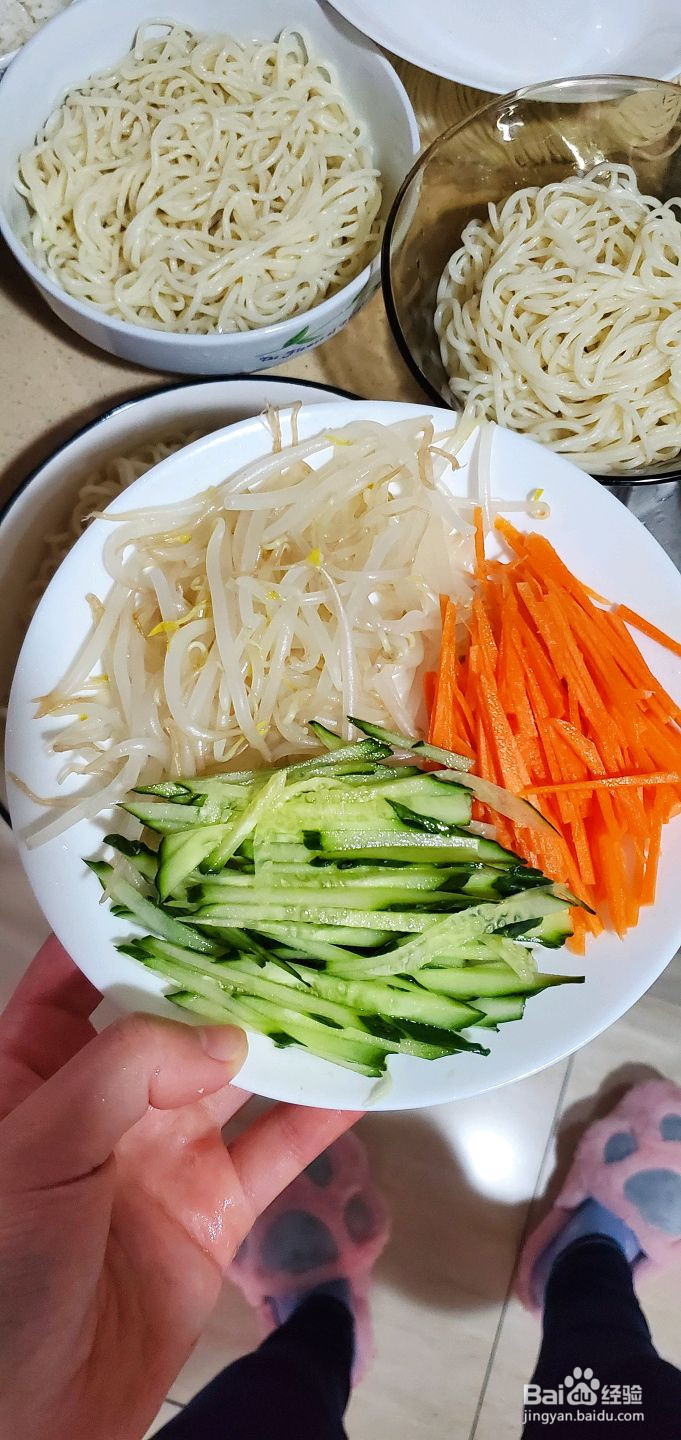 超级好吃炸酱面的做法