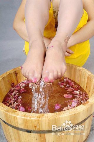 冬季泡脚有哪些好处
