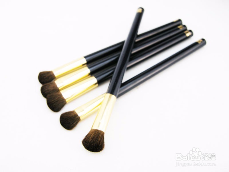 开始化妆需要准备的那些小工具