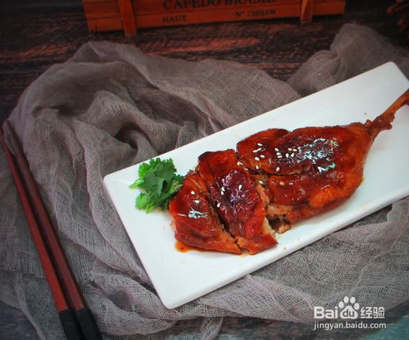 脆皮红烧鸭腿的做法