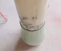 酸奶紫米露的做法