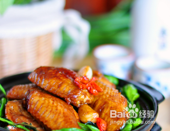 台式、粤式餐馆中的三杯鸡