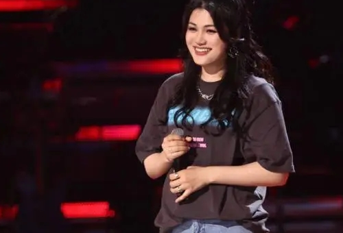 凡清是柳云龙的女儿吗