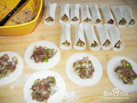 大葱羊肉锅贴的做法