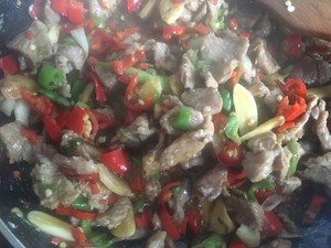 小炒猪肉怎么做？