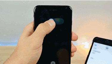 手机掉进水桶怎么办?