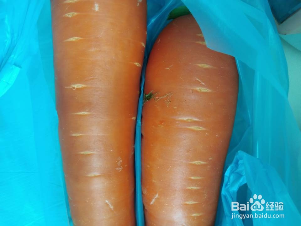 胡萝卜可以跟鸡肉蘑菇一起煲汤吗