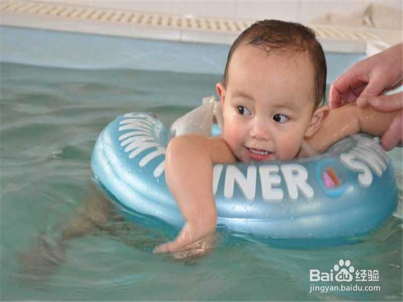 如何让宝宝克服怕水