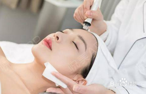 长痘不怕，教您祛痘印的美容项目