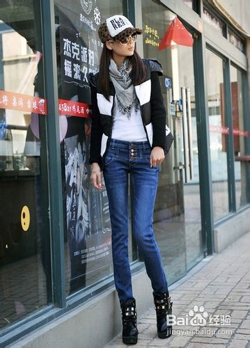 冬天懒女穿衣攻略，牛仔裤配什么鞋好看