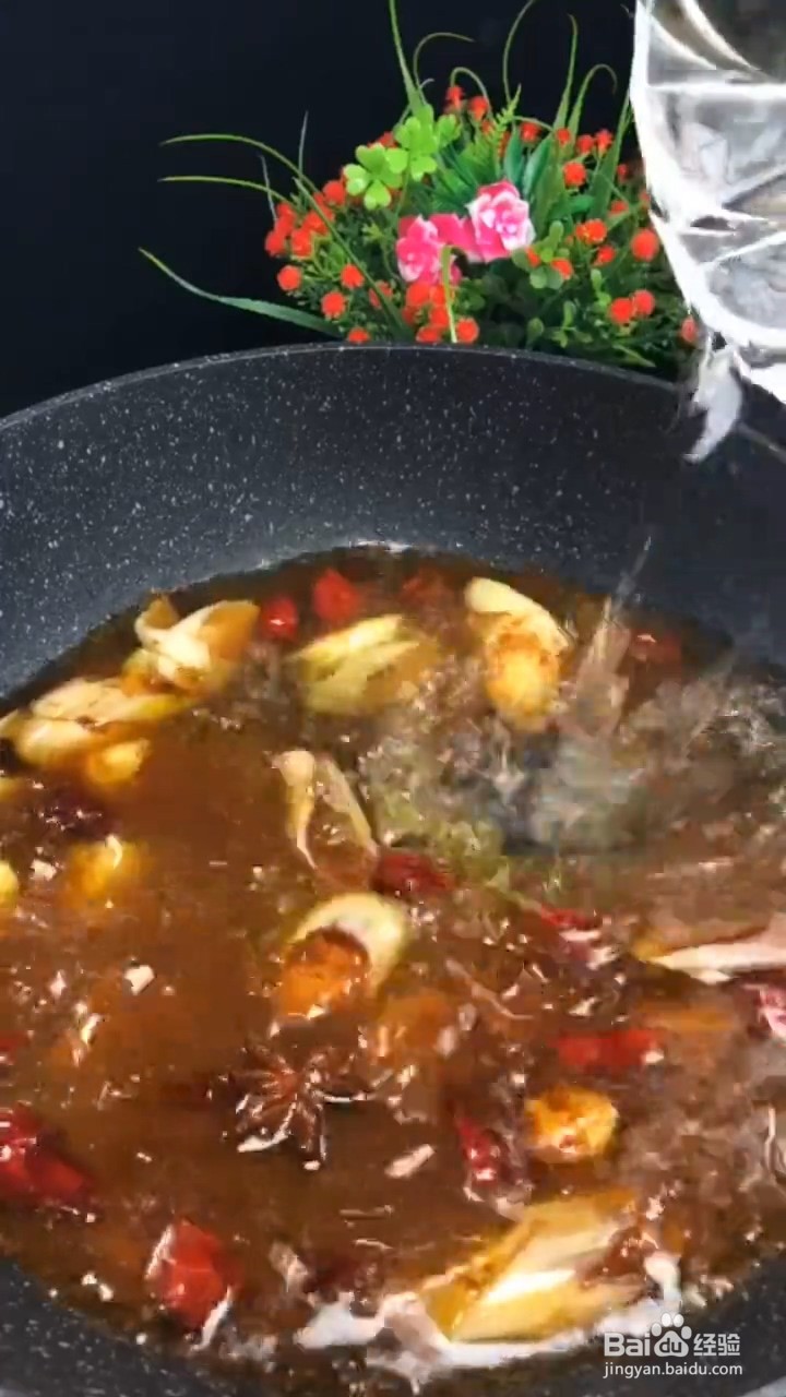超级无敌好吃下饭的酱焖鲫鱼要怎样做