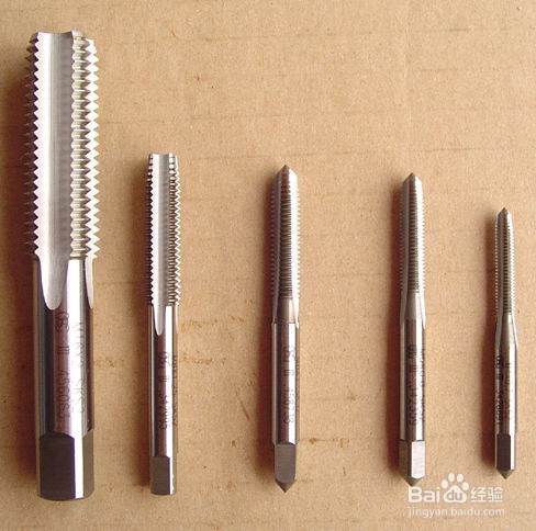 螺丝秃噜扣了怎么拧紧