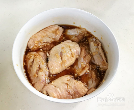 怎么做好吃的蜜汁鸡翅