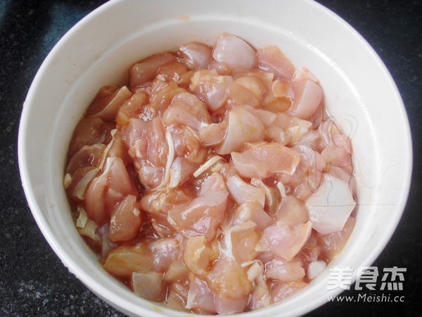 杏鲍菇炒鸡丁