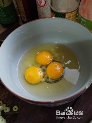 食补佳品〈辣椒炒鸡蛋〉的做法