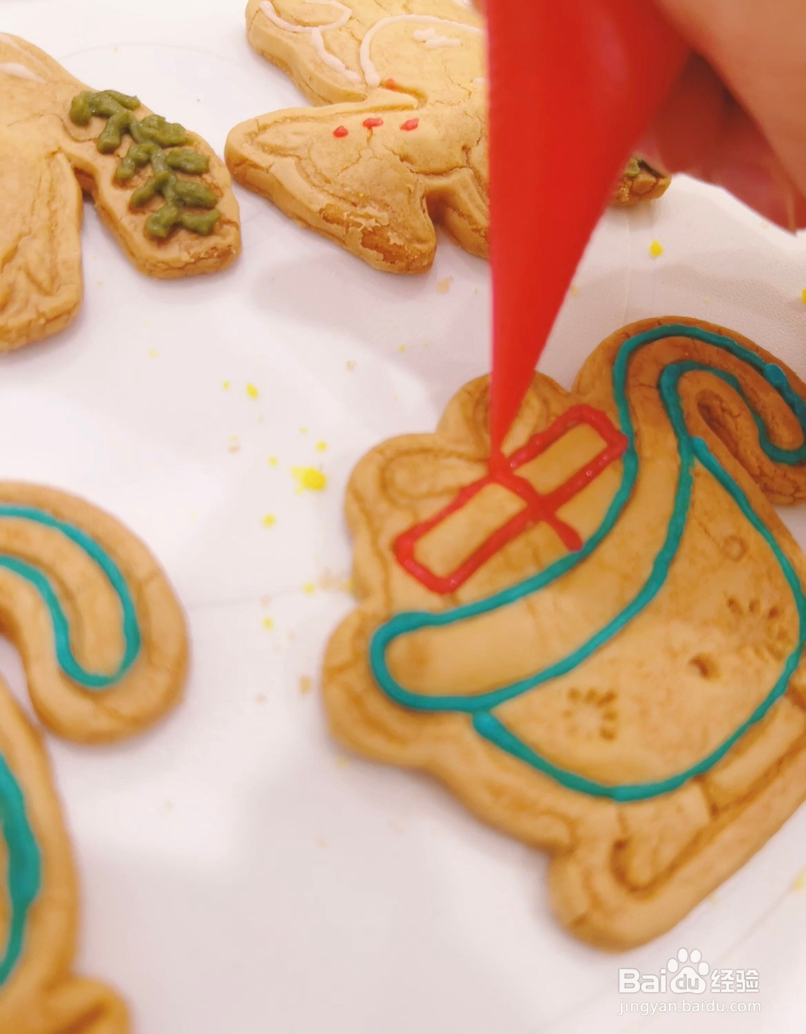超简单的圣诞糖霜饼干的做法