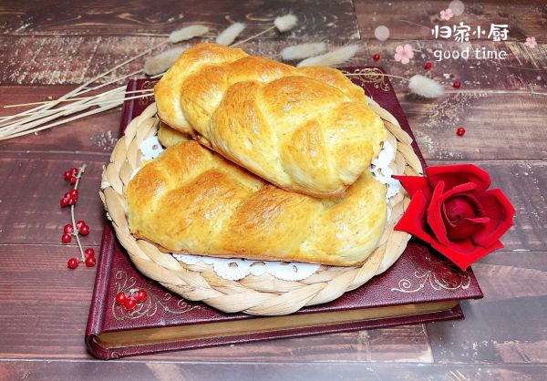 迷迭香奶精面包