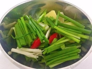 鸡肉菜谱1⃣️-辣炒鸡丁（米饭杀手）