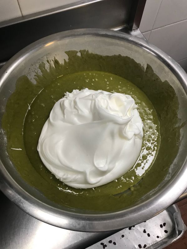 清新抹茶蛋糕卷