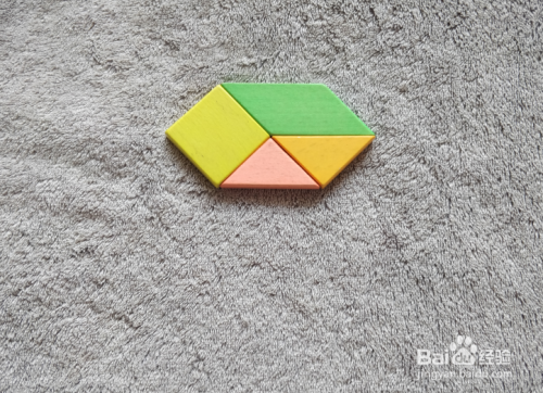 展示的宝石用七巧板怎么拼?