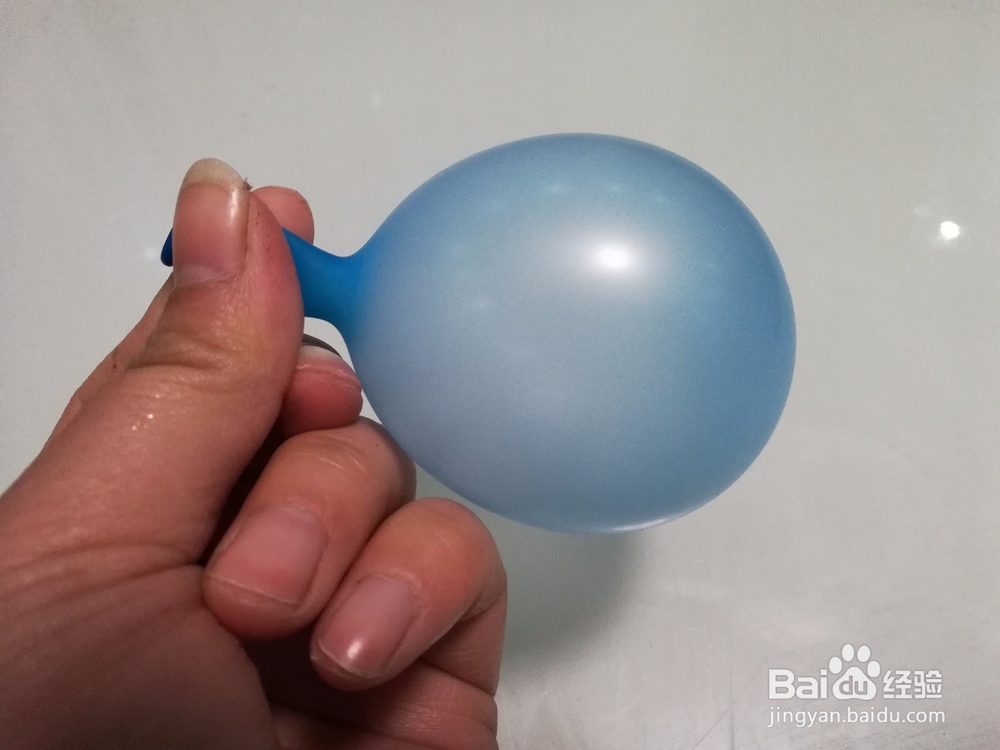 如何用小气球制作小苹果？