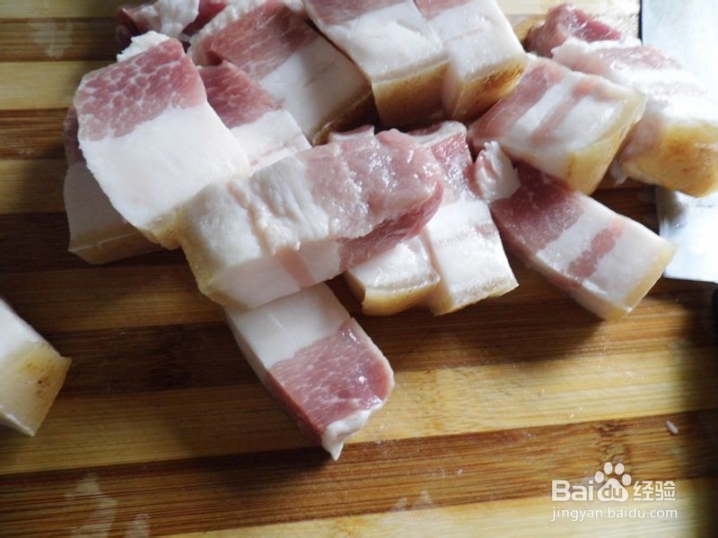 天凉了，吃点肉肉好过冬------口蘑红烧肉