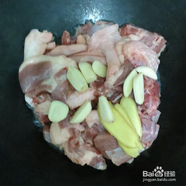 新手易做的黄花菜鸭肉