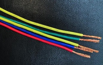 电线中红黄绿蓝各代表什么线