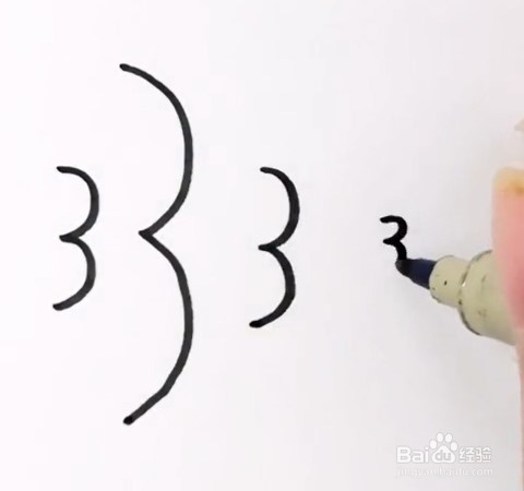 如何快速画出可爱的小鱼