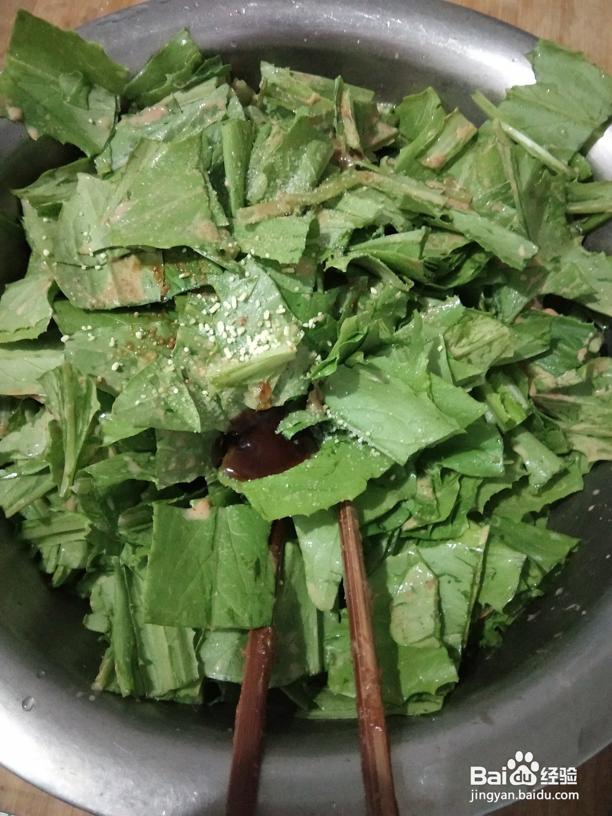 凉拌油麦菜的做法