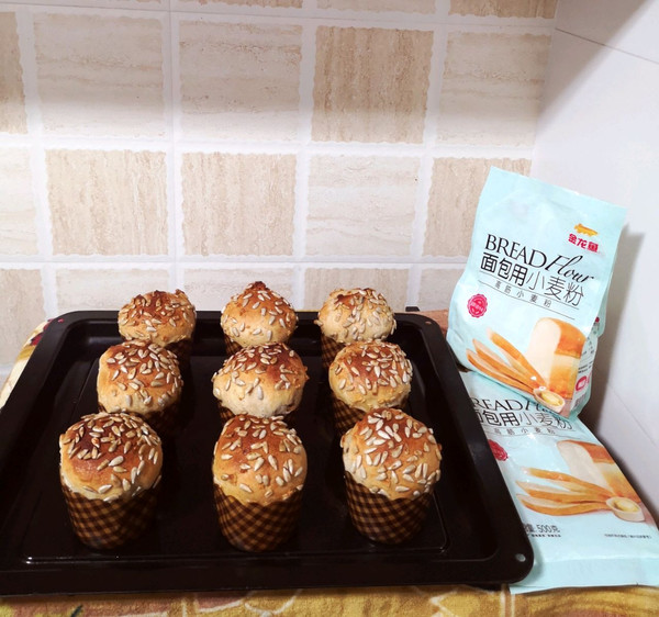 葡萄干核桃仁面包