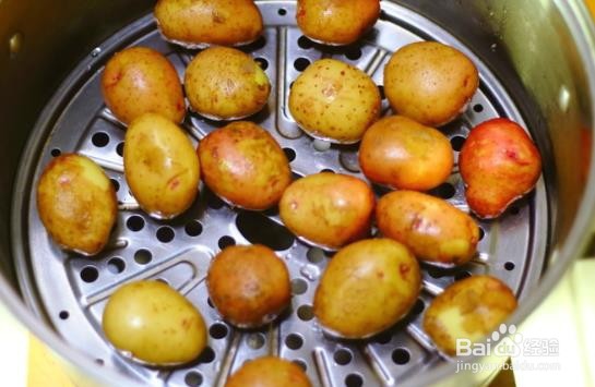 煎椒盐孜然土豆的做法