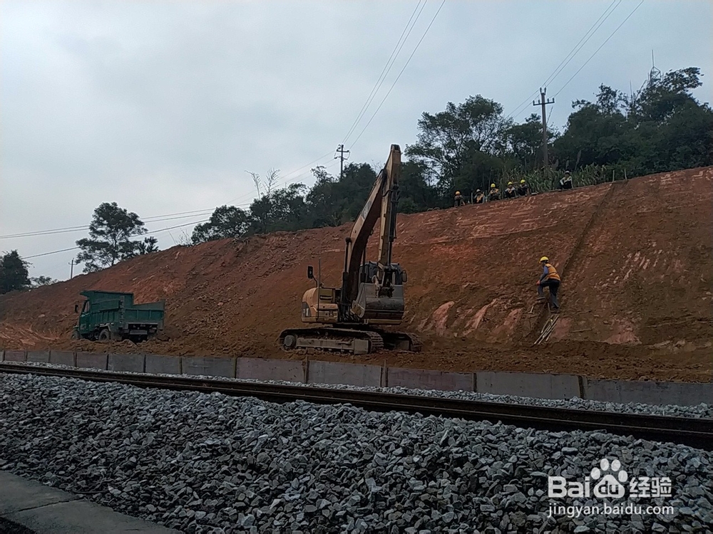 开挖框架沟槽的要求有哪些？