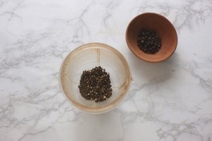 大蒜胡椒黑虎虾