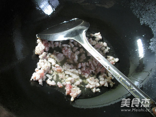 肉末炒尖椒的做法