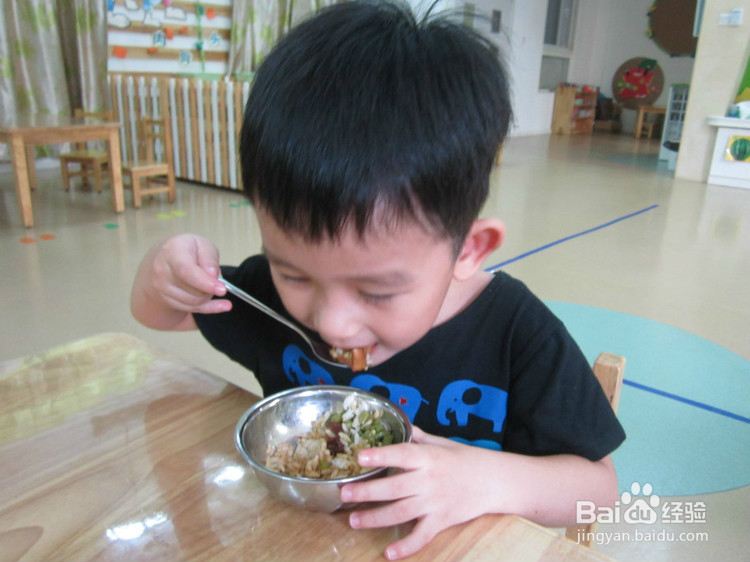 幼儿初次入园不哭闹的小方法