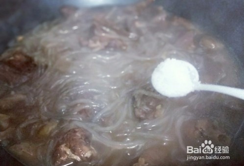 小鸡炖粉条是怎么做的?家常做法教程