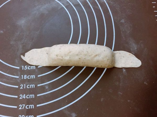 芝芝辣肉松面包