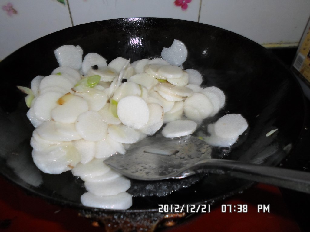 超级美味的清炒山药片，今天就来教你做